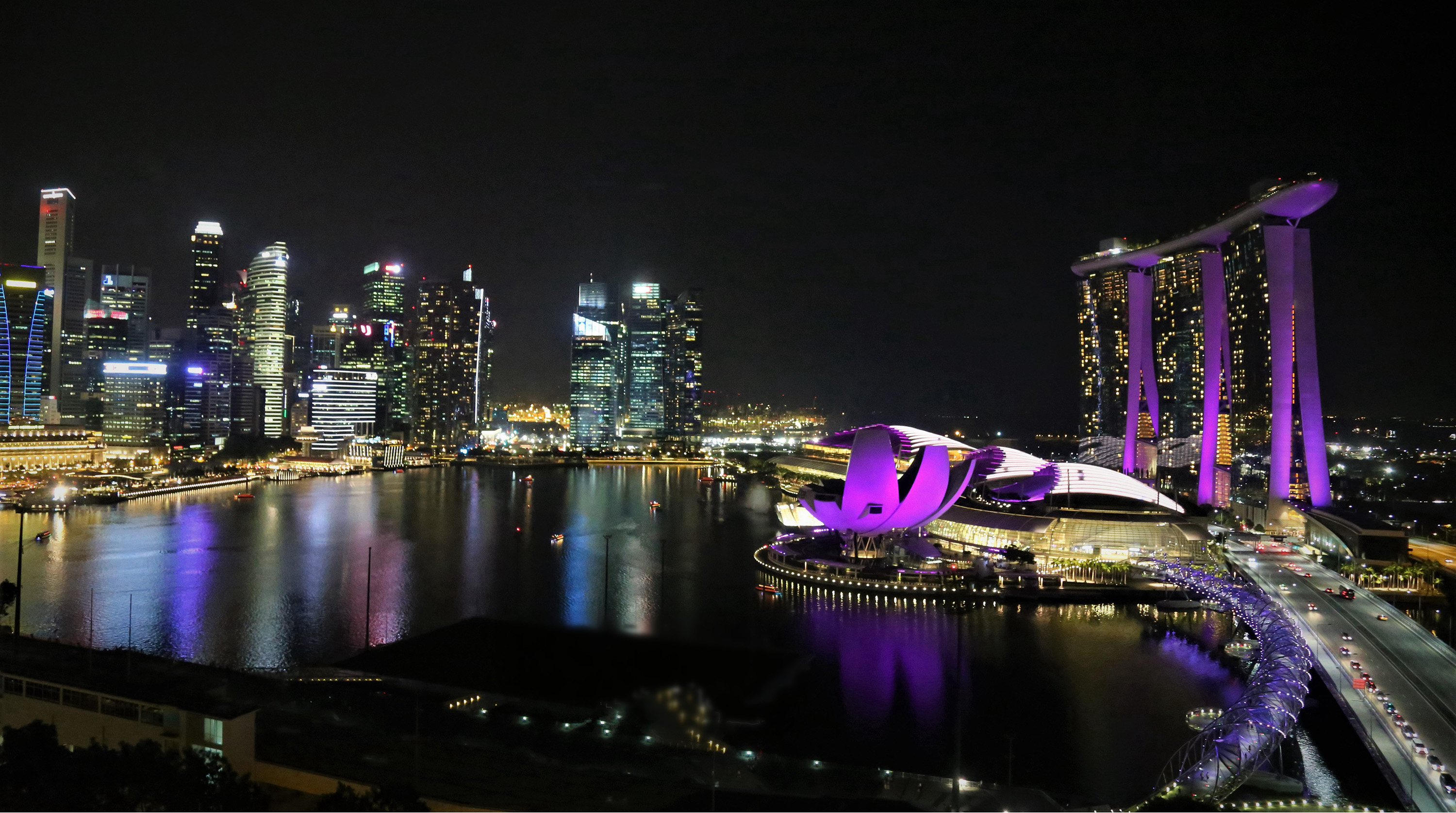 Singapore at night 3.jpg
