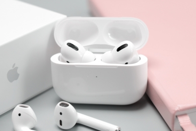 苹果的可穿戴革命：从 AirPods 说起